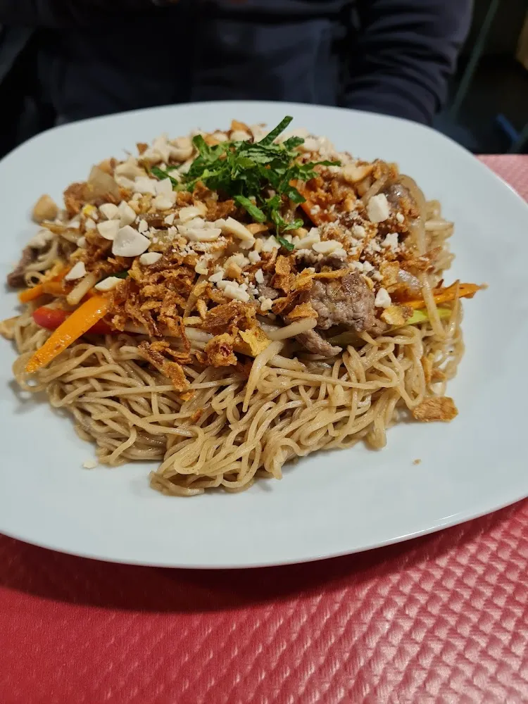 Nouilles Sautées Au Bœuf